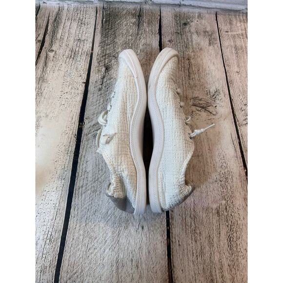 TORRID Women’s Riley Ruched Lace-Up Sneakers / Size: 7W - Picture 4 of 10